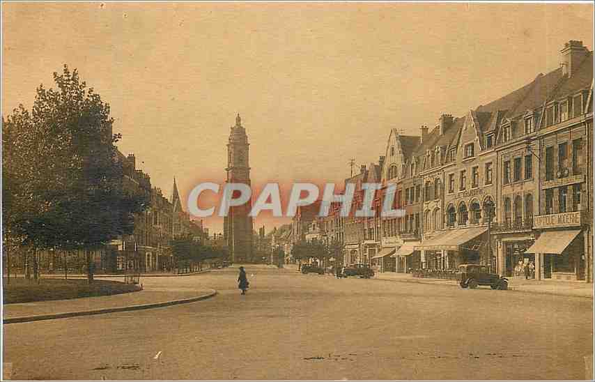 CPA Cambrai La Place d'Armes Cote Sud 