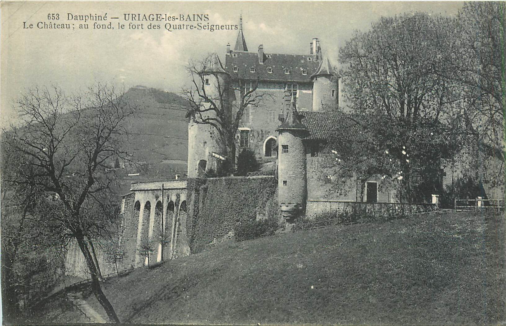 Uriage-les-Bains — Le Château et le fort des Quatre-Seigneurs — GAUDE, Grenoble