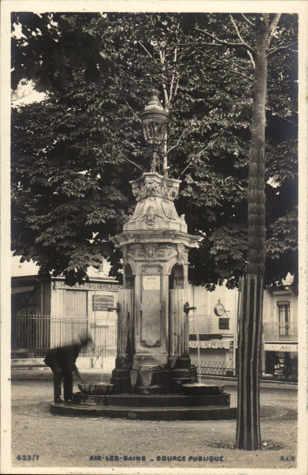 Aix les Bains CPA Source publique 