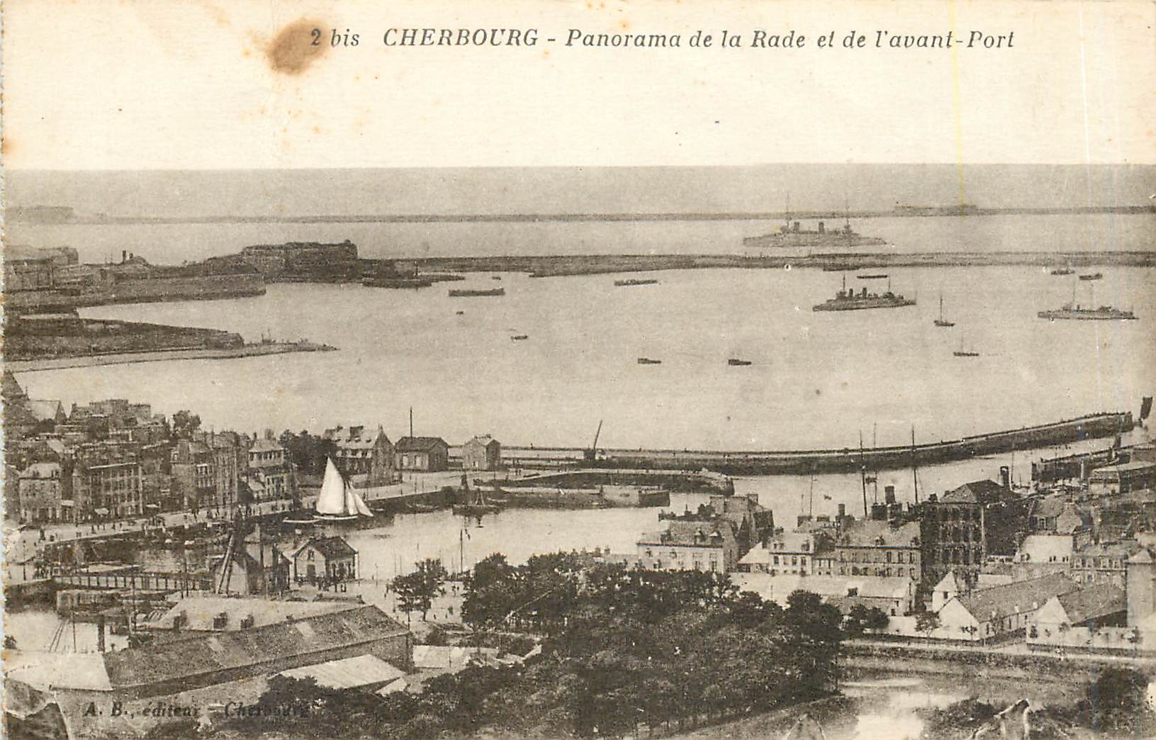 CPA Cherbourg panorama de la Rade et de l'avant port 