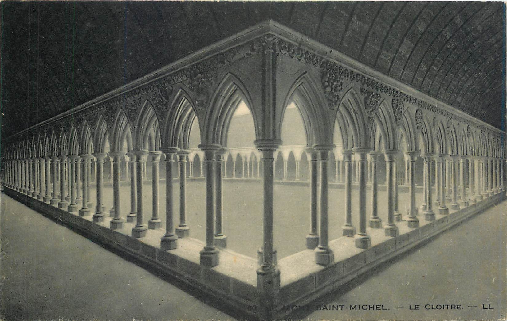 CPA Mont Saint Michel le Cloitre 