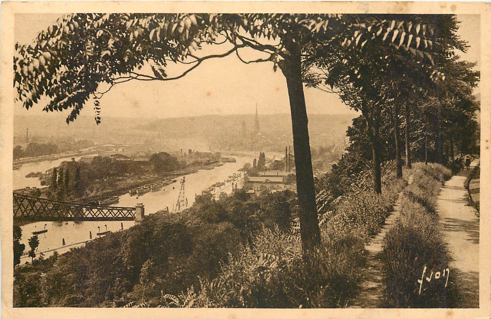 CPA Rouen Seine Inferieure vue panoramique de la Ville 