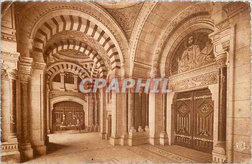 CPA Albert Somme la Basilique de Notre Dame de Brebieres la Porche et l'Offrandier 