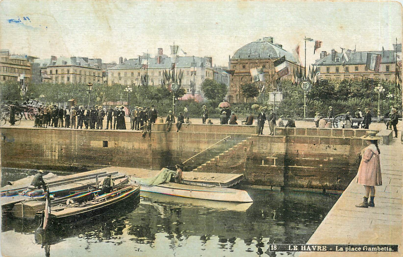 CPA Le Havre la Place Gambetta 
