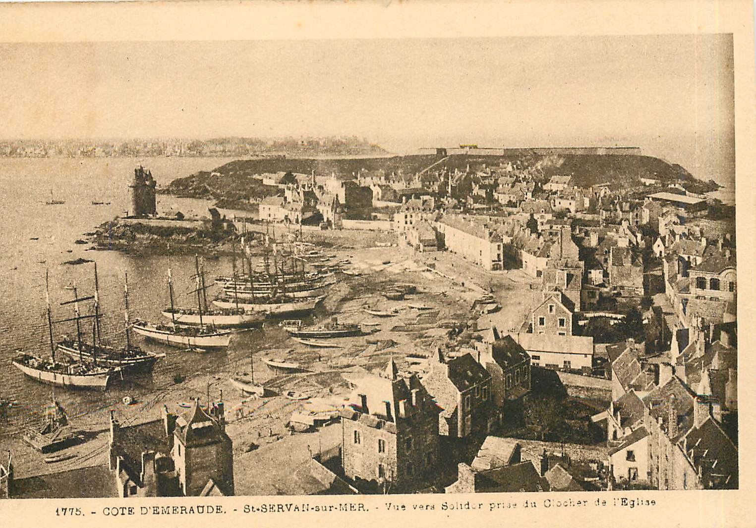Côte d'Émeraude - St-Servan-sur-Mer - Vue vers Solidor prise du clocher de l'église