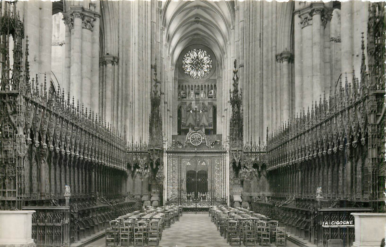 CPM Amiens Somme la Cathedrale Stalles du Choeur Orgue