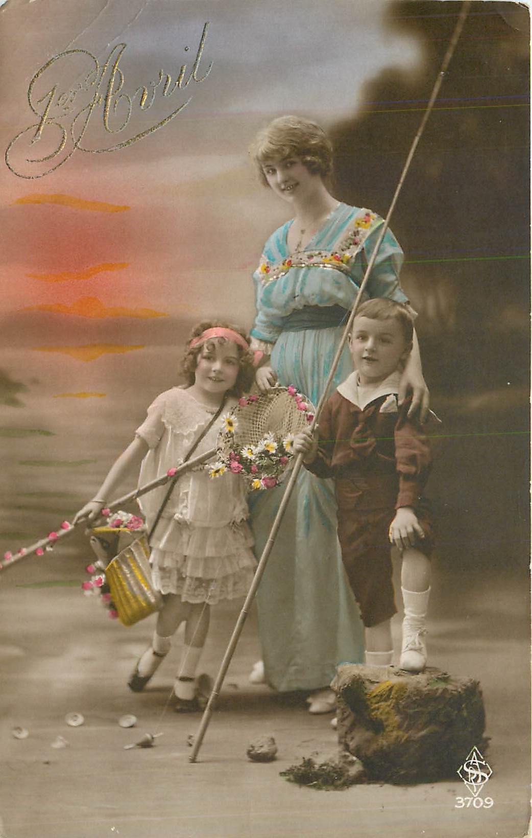 CPA Enfants Femme