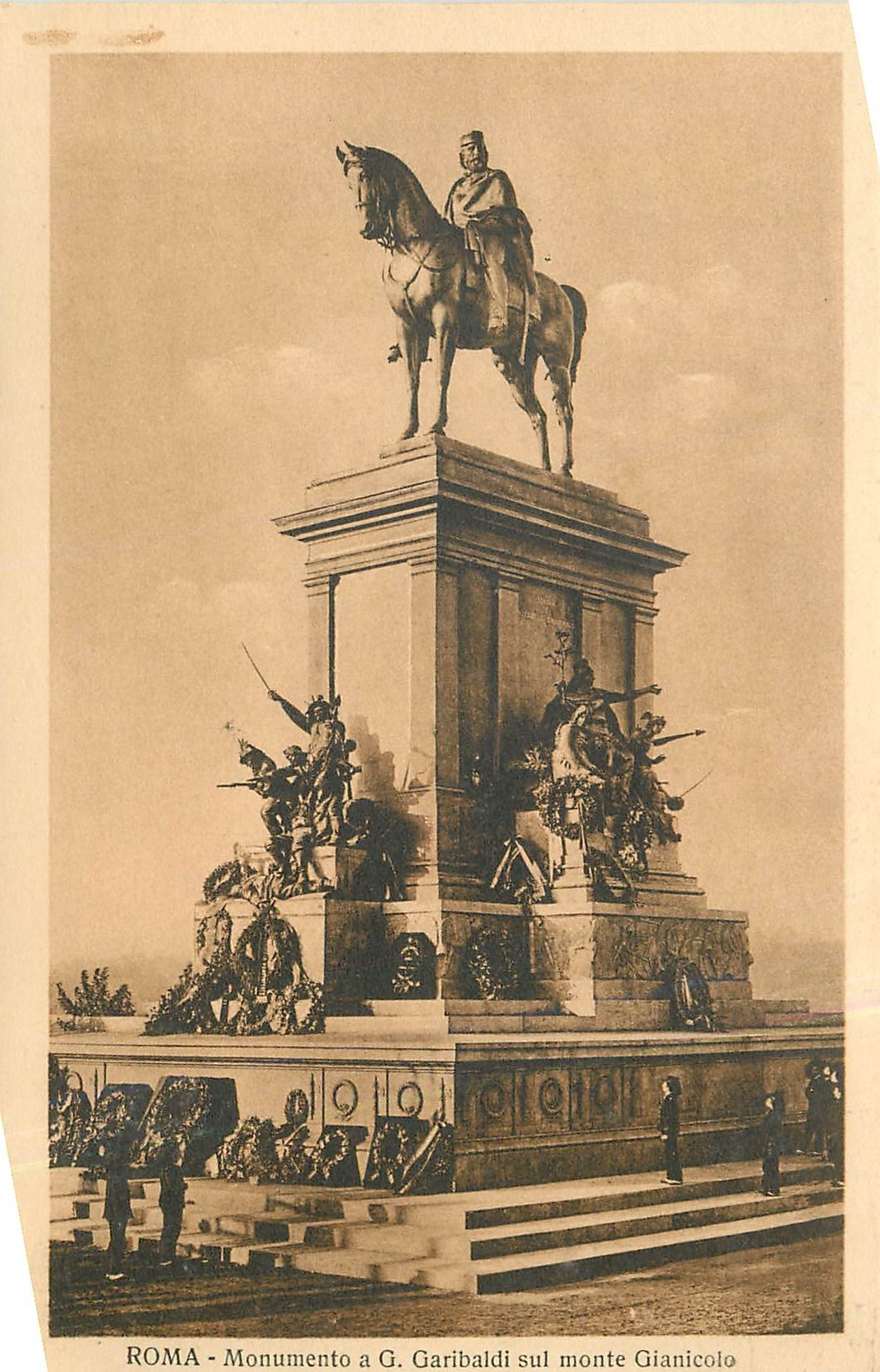 CPA Roma Monumento a G Garibaldi sul monte Gianicolo 
