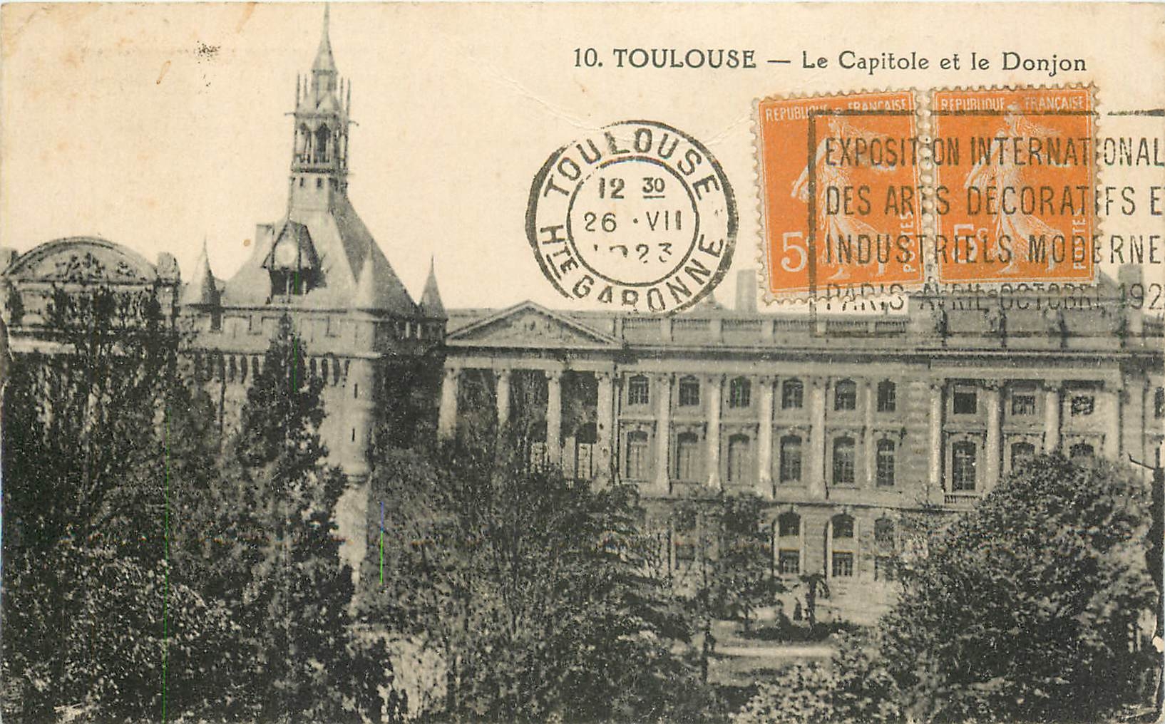 CPA Toulouse le Capitole et le Donjon 