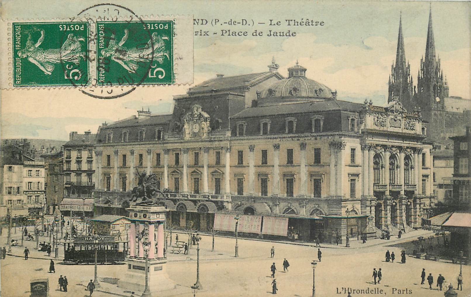 CPA Clermont Ferrand P de D le Theatre Place de Jaude 