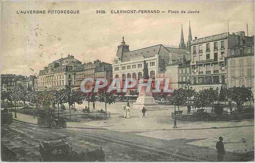 CPA L'Auvergne Pittoresque Clermont Ferrand Place de Jaude 