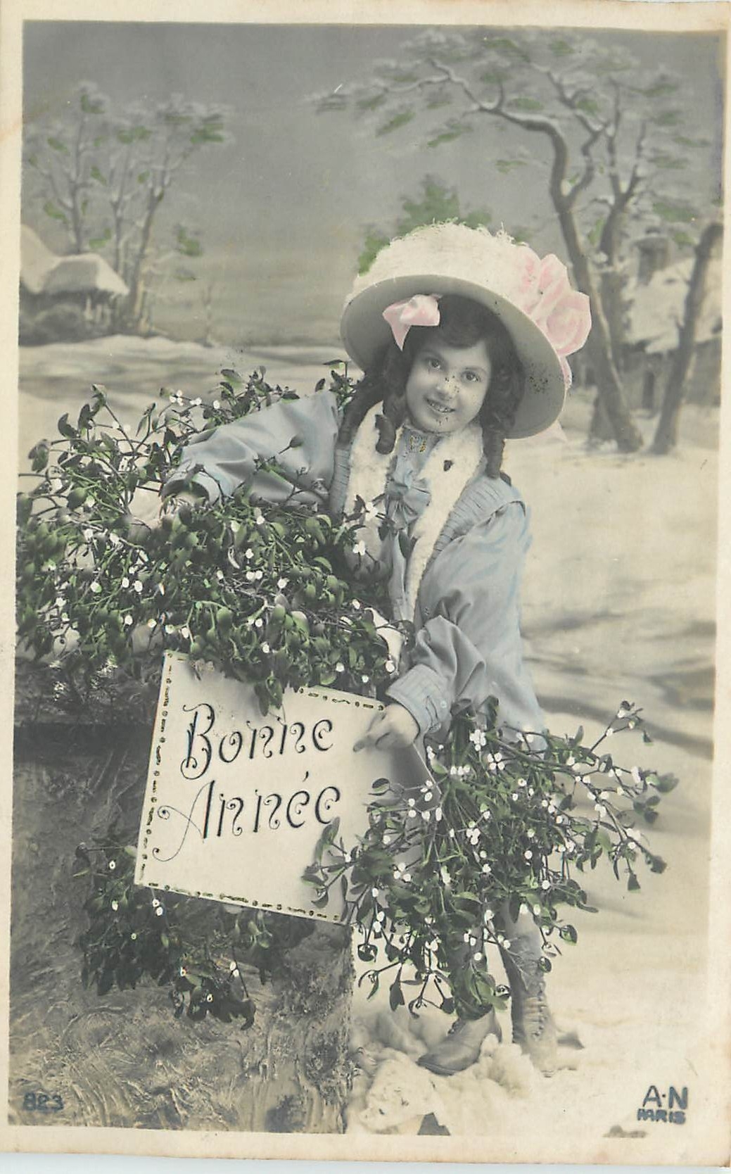 Mädchen in Winterkleidung mit Tannenkrone — Frohe Weihnachten — A.N. Paris, Nr. 823