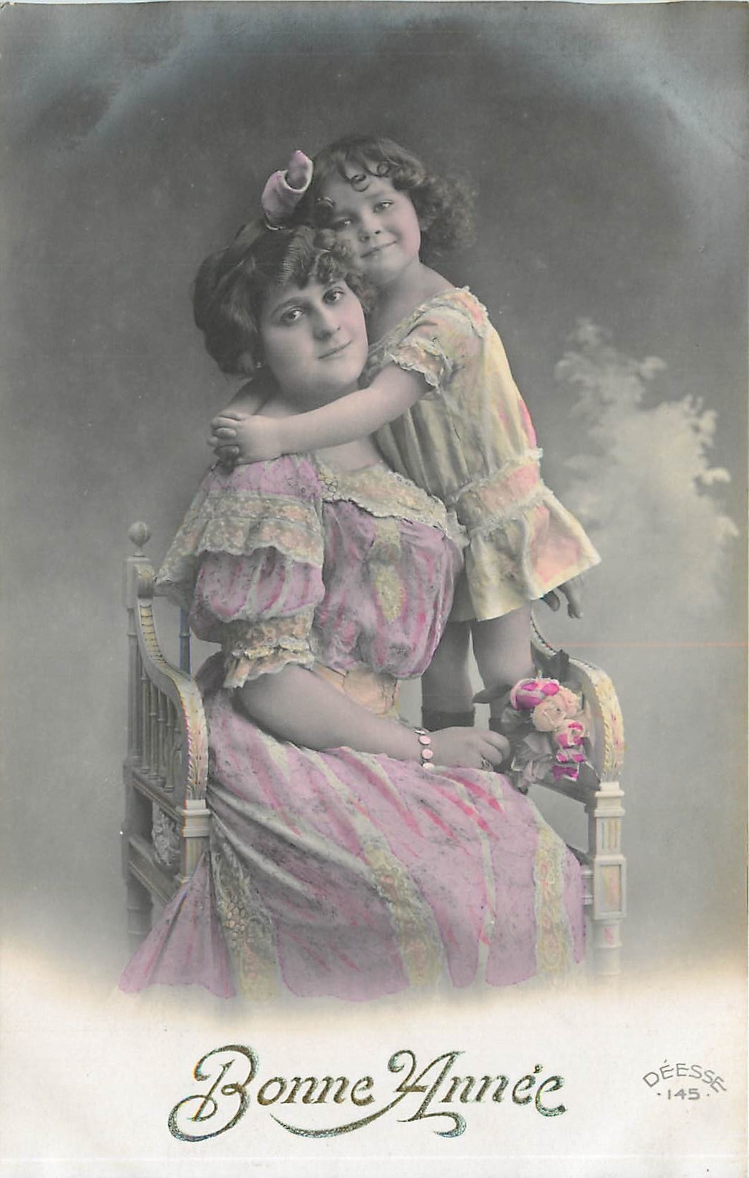 CPA Bonne Annee Femme Enfant