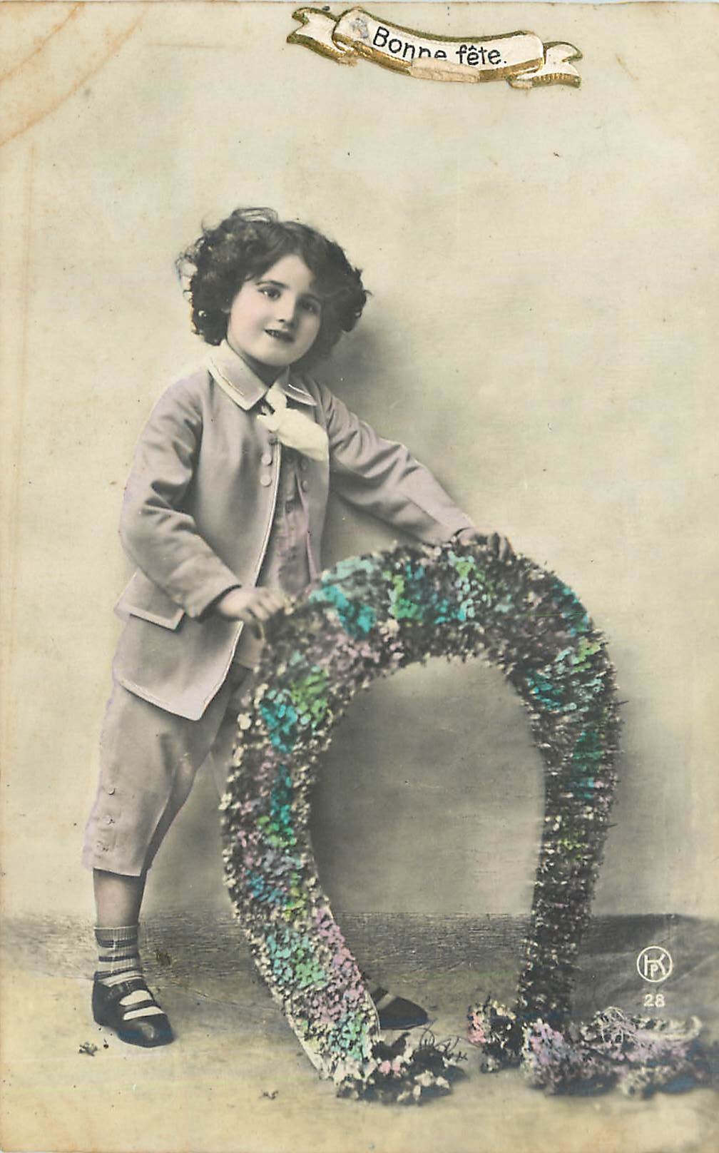 CPA Bonne Fete Enfant Fleurs