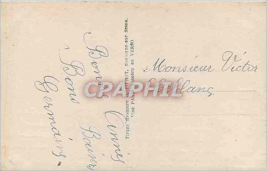Femme en capuche fourrée tenant un buisson de houx — DIX 267/4 — Éditeur DIX — Reverso