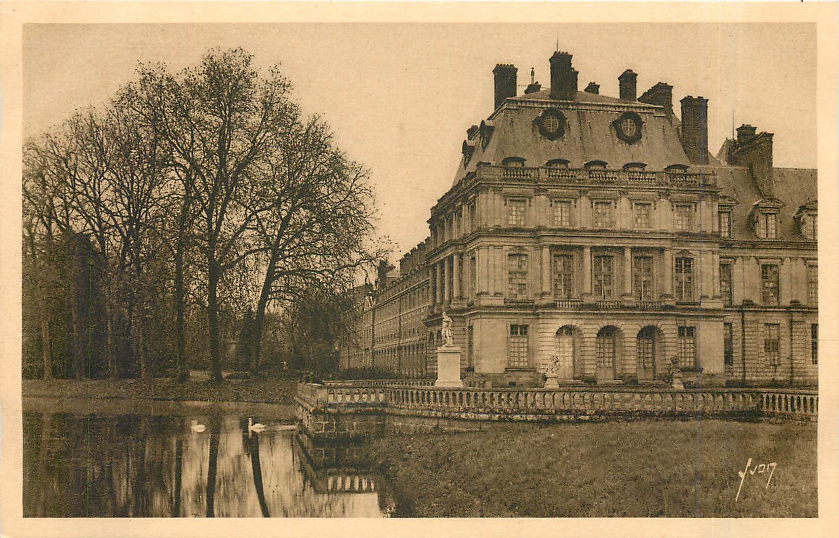 Fontainebleau — Das Schloss - Flügel Louis XV — Les Éditions d'Art