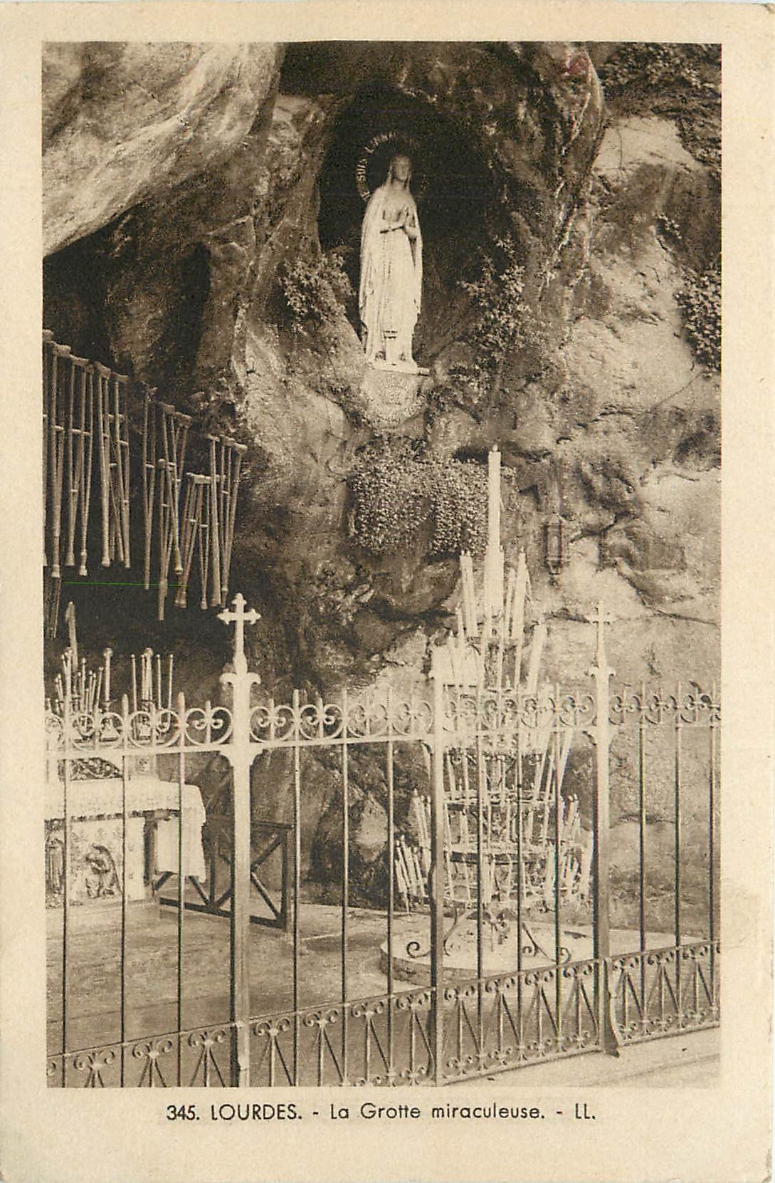 Lourdes — La Grotte miraculeuse — LL, n° 345