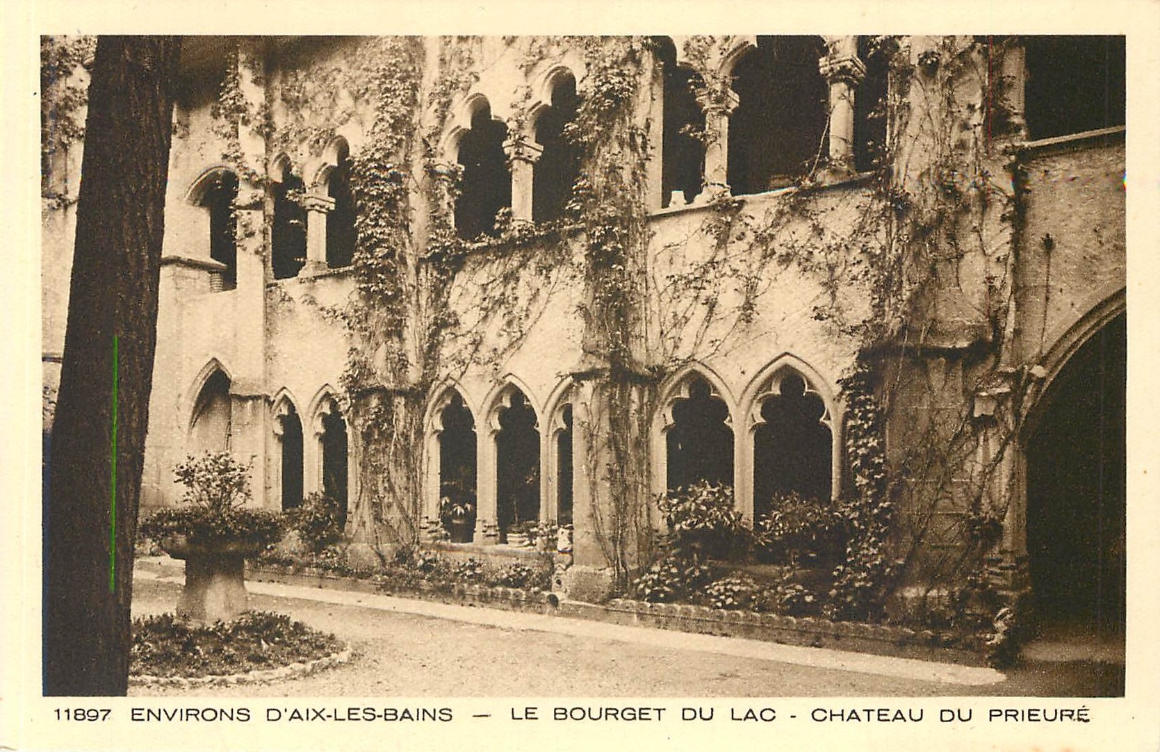CPA Environs d'Aix les Bains le bourget du lac chateau du Prieure 