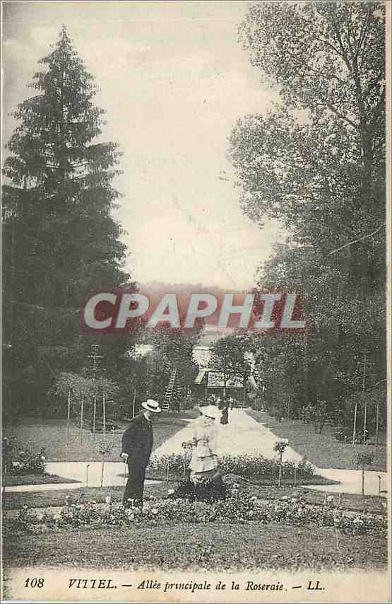 CPA Vittel Allee principale de la Roseraie 