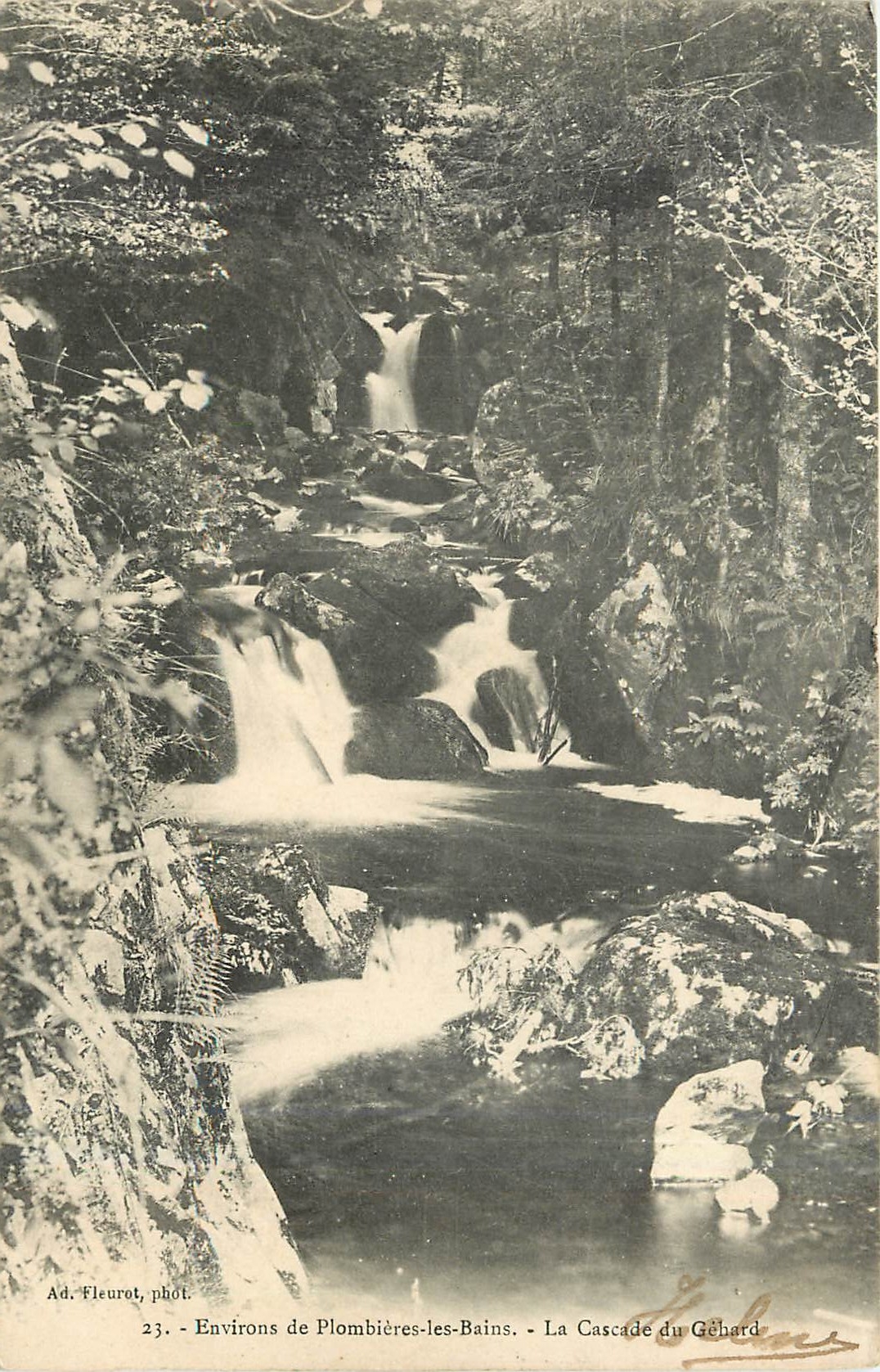 CPA Environs de Plombieres les Bains la Cascade du Gehard 