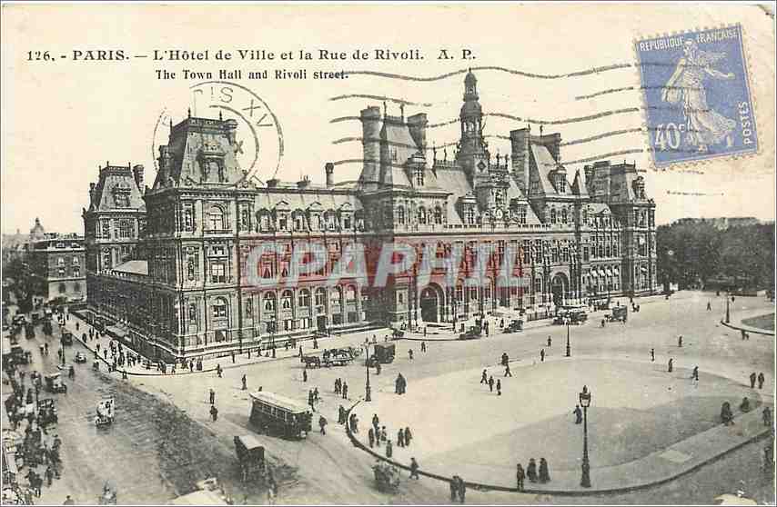 CPA Paris L'Hotel de Ville et la Rue de Rivoli 