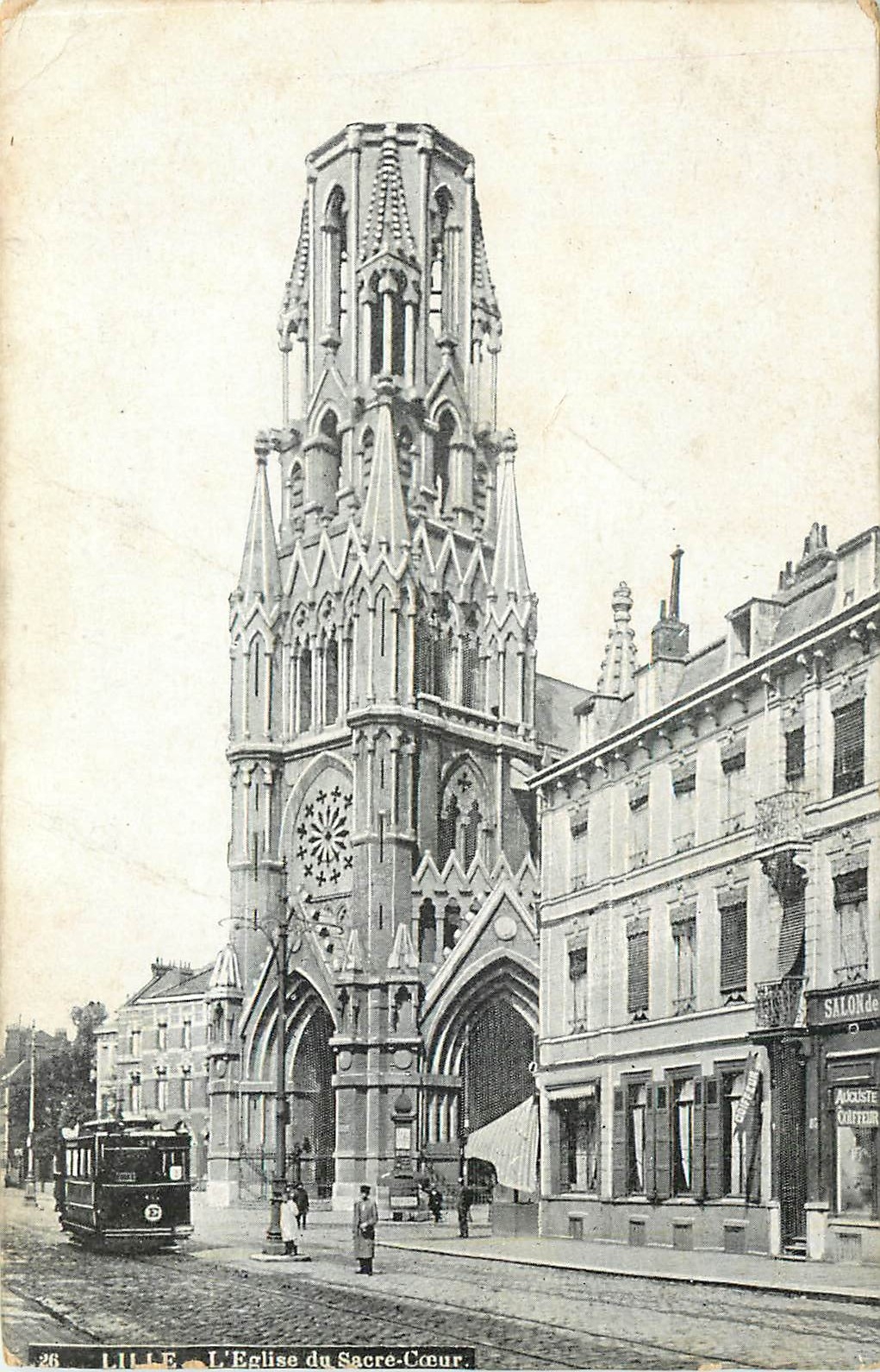 CPA Lille l'Eglise du Sacre Coeur 