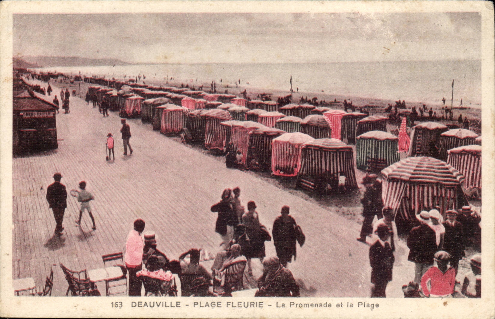 Deauville CPA Plage fleurie La promenade et la plage