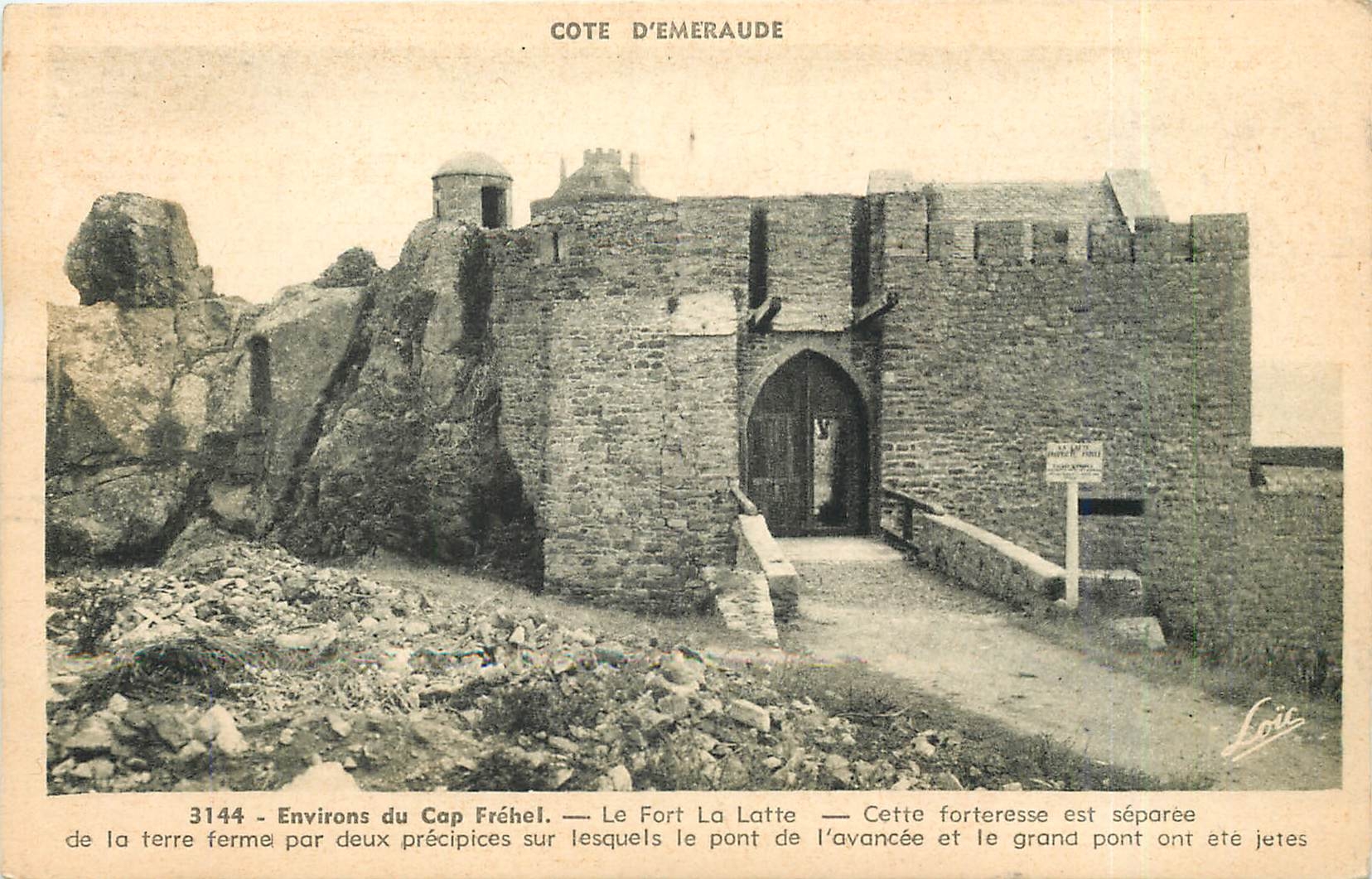 CPA Cote d'Emeraude Environs du Cap Frehel le fort la Latte cette forteresse est separee de la terre