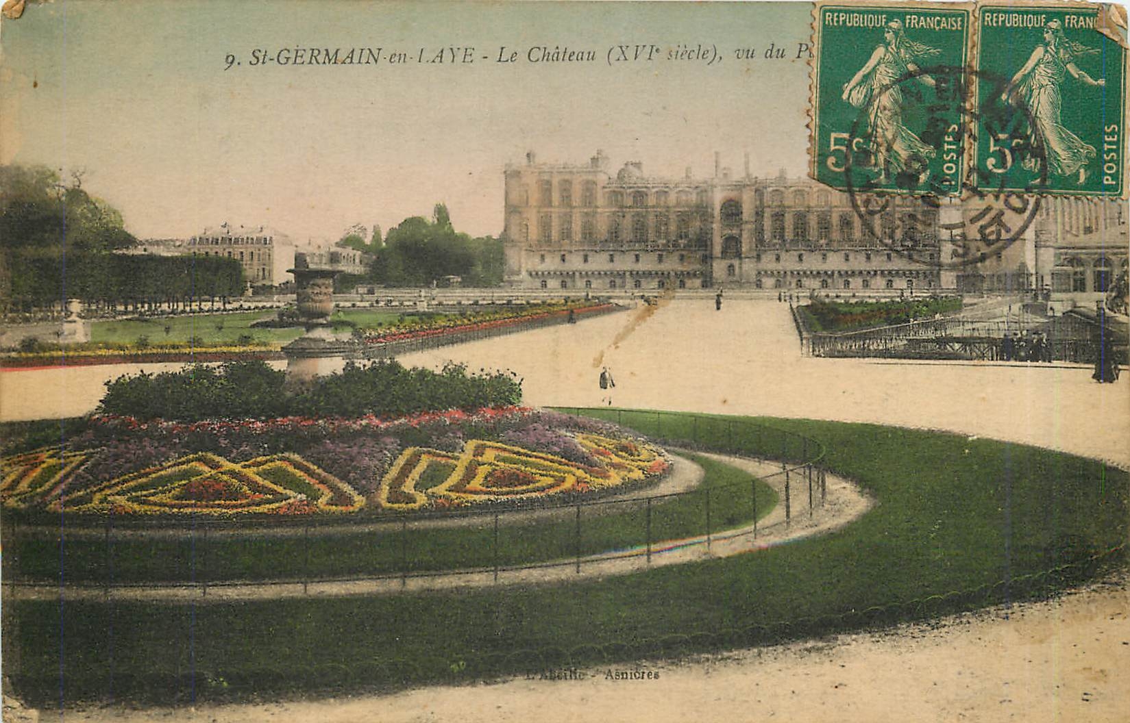 CPA St Germain en Laye le chateau XVI siecle vu du parc 