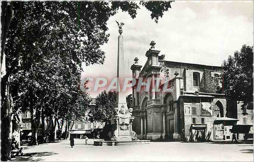 Aix-en-Provence — Der Marktplatz und die Kirche der Madeleine — Éditions Caphil