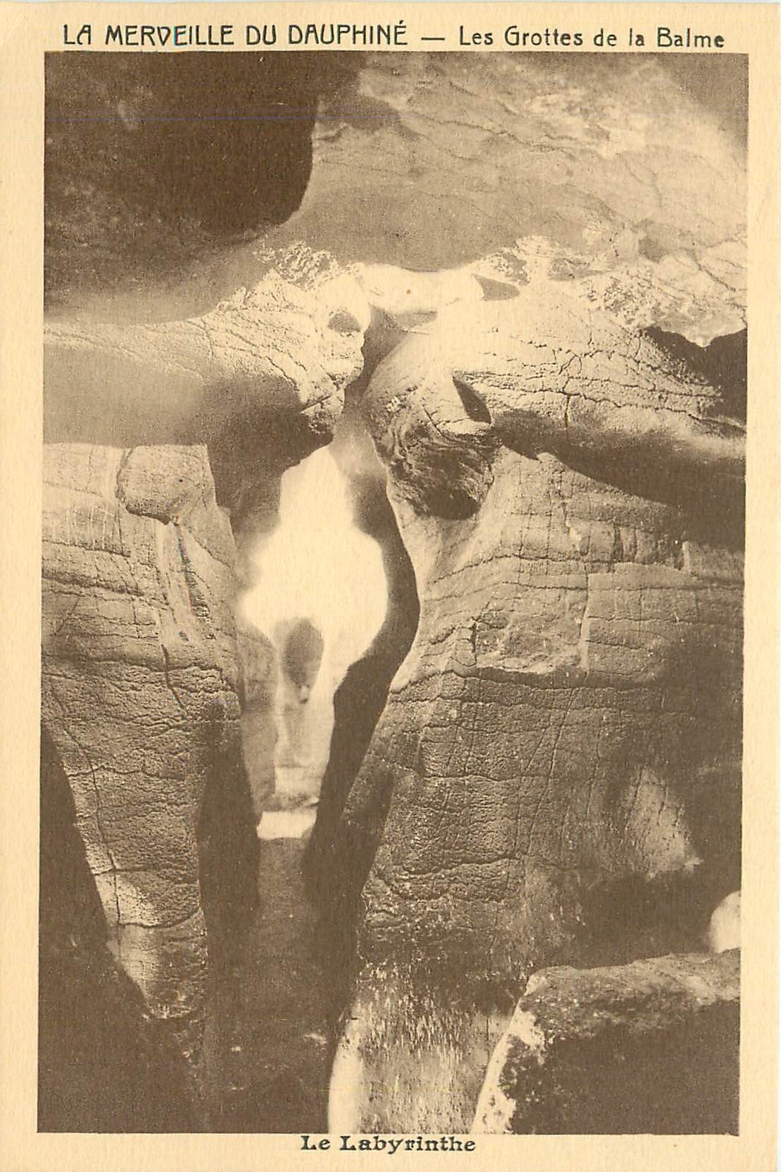 CPA La Merveille du Dauphine les grottes de la Balme Le Labyrinthe 