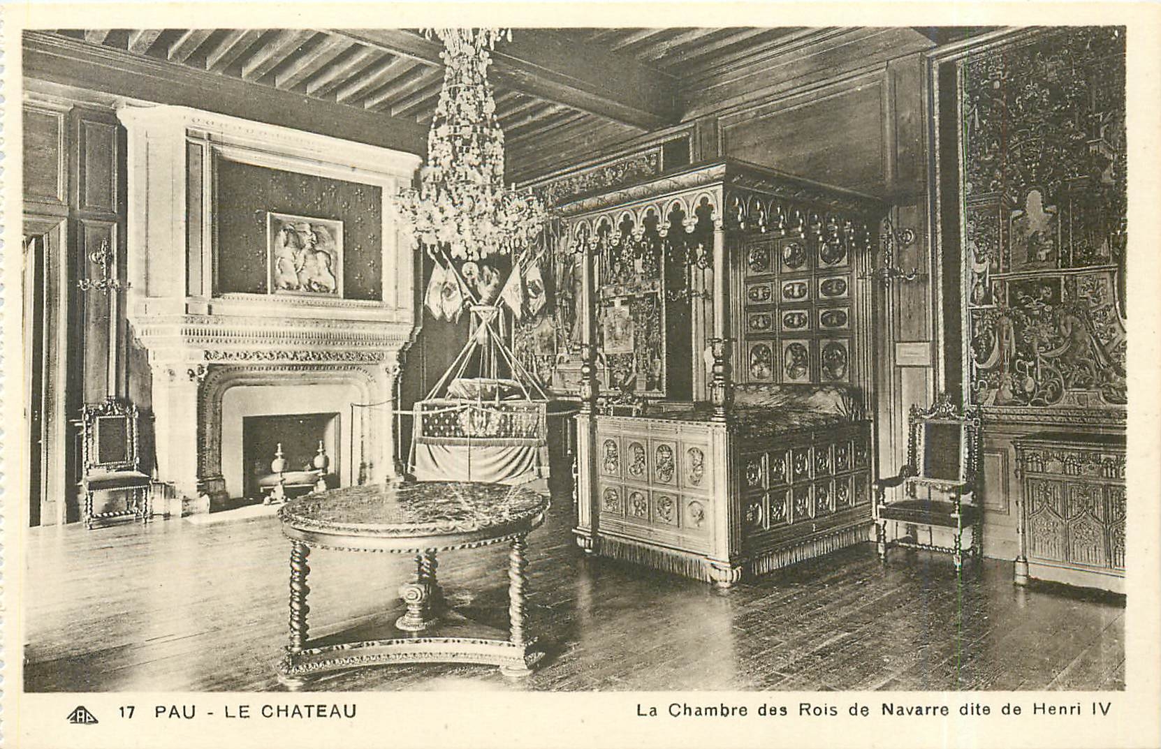 Pau - Le Château — La Chambre des Rois de Navarre dite de Henri IV — CPA PHIL n°17