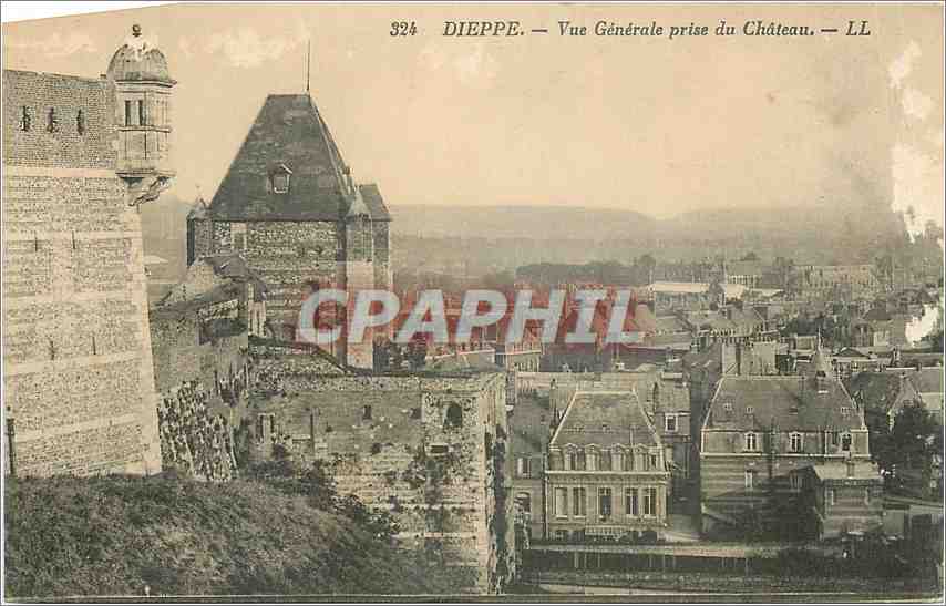 CPA Dieppe vue generale prise du chateau 