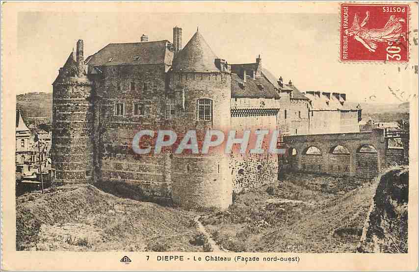 CPA Dieppe le Chateau Facade nord Ouest 