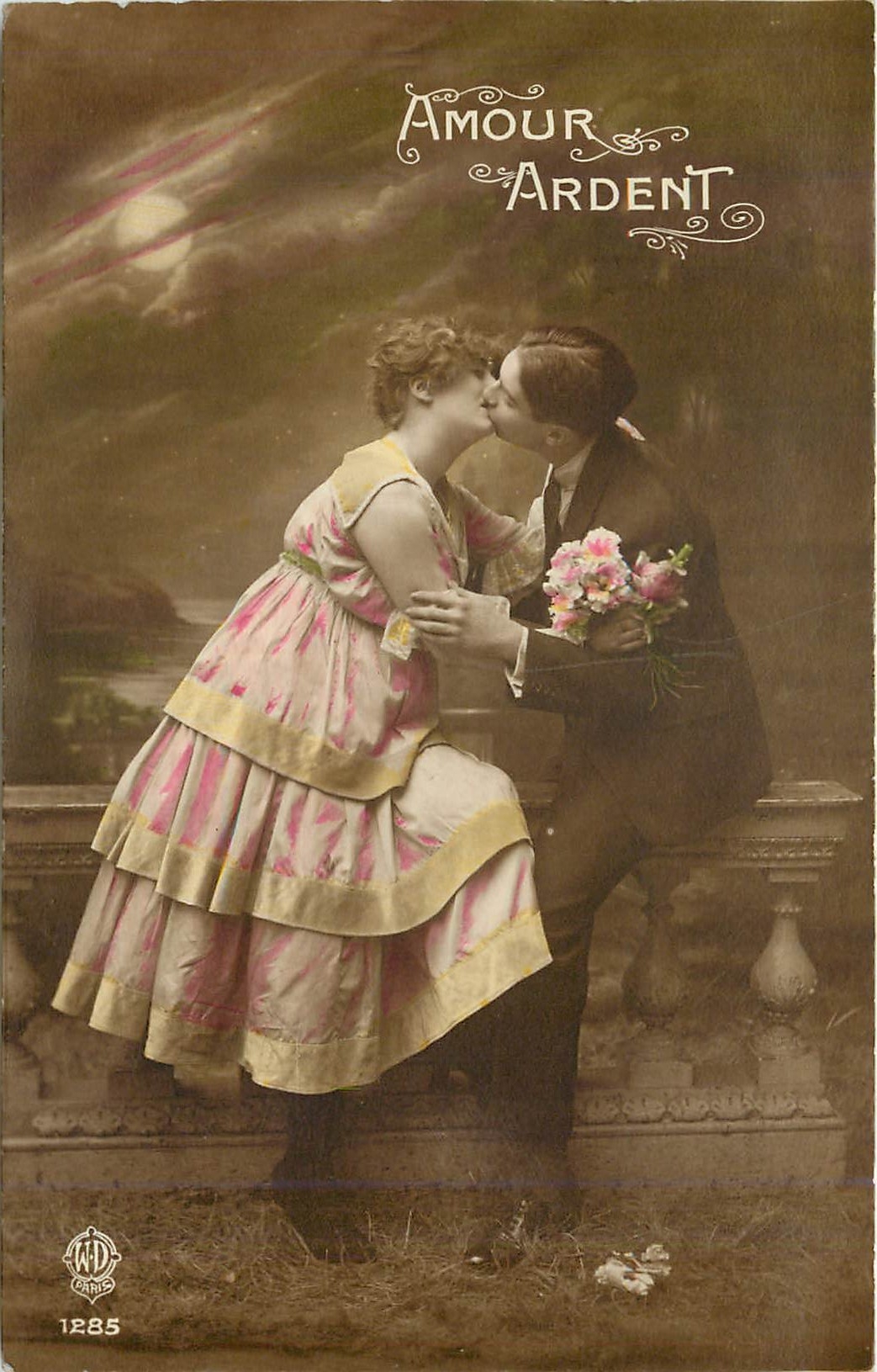 CPA Amour Ardent Femme