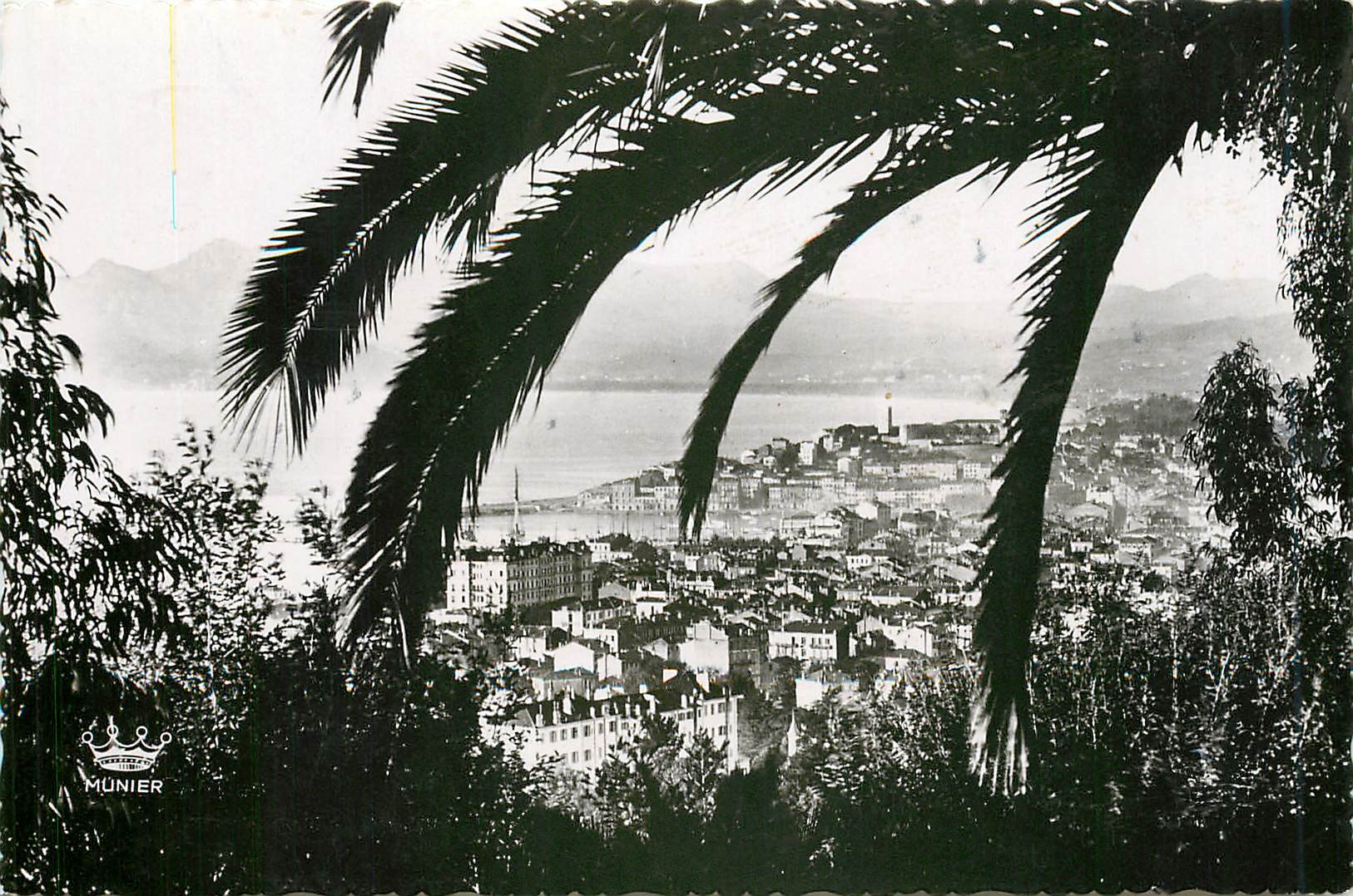 CPM Cannes vue generale prise de la Californie 