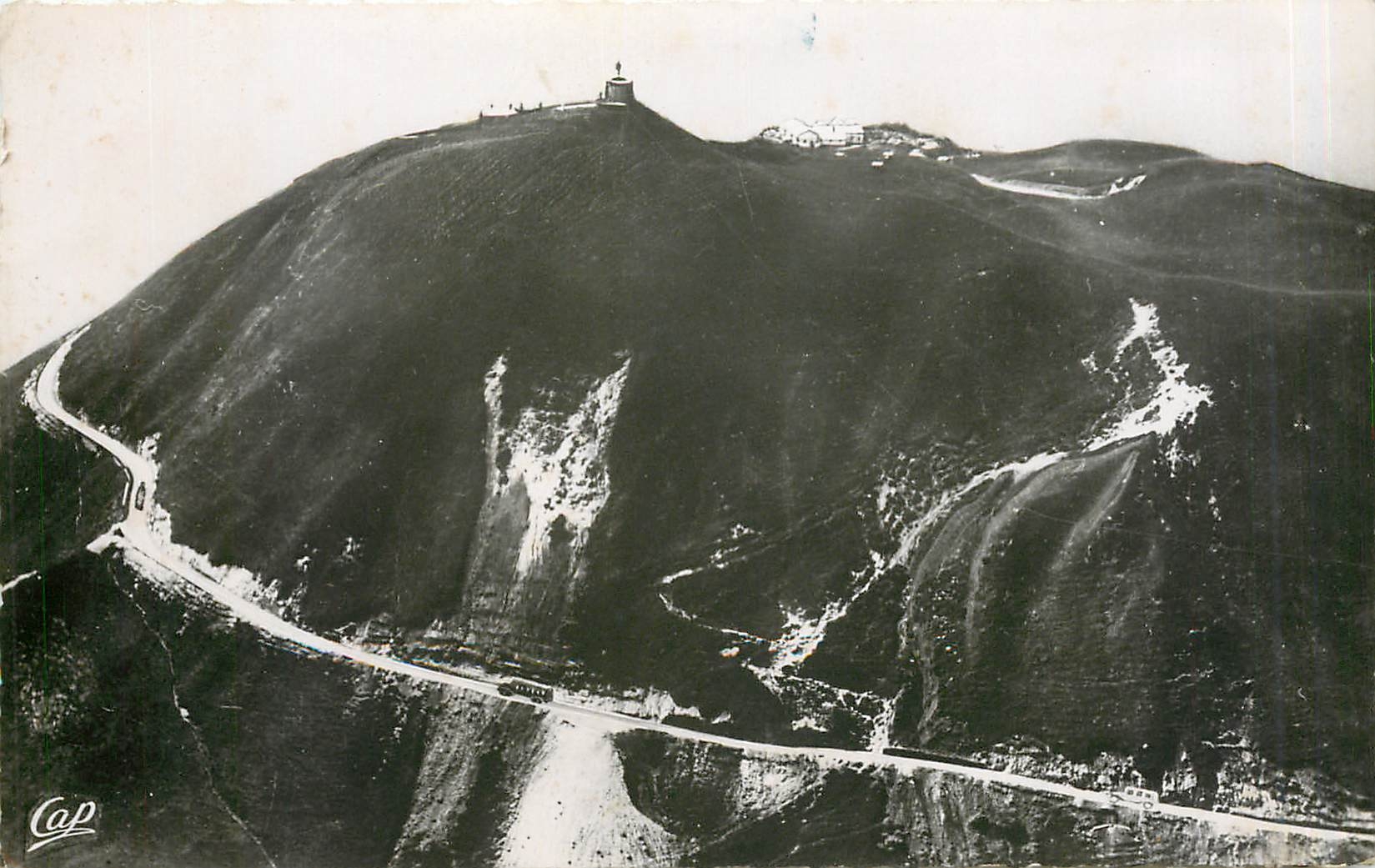 CPM Face Nord du Puy de Dome vue d'avion Cliche Plazanel 