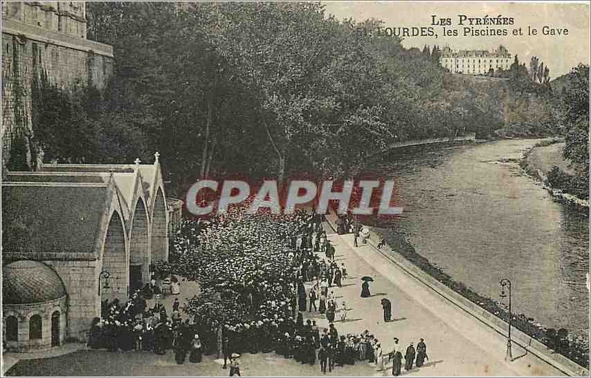 CPA Lourdes Les Piscines et le Gave 