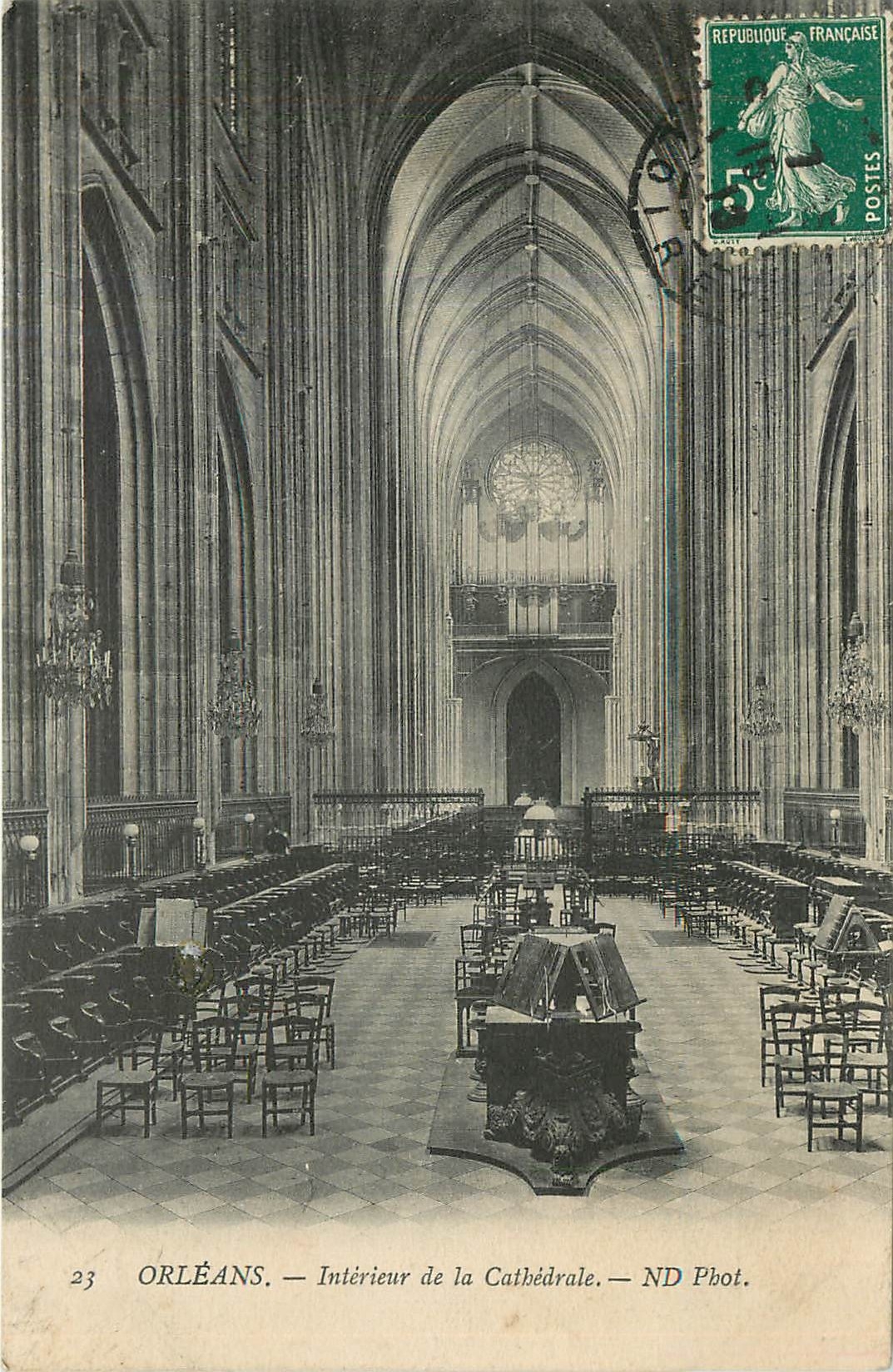 CPA Orleans Interieur de la Cathedrale 