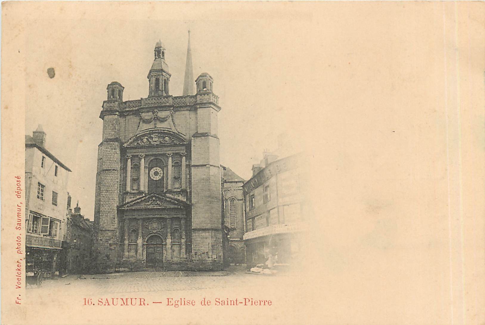 CPA Saumur Eglise de Saint Pierre 