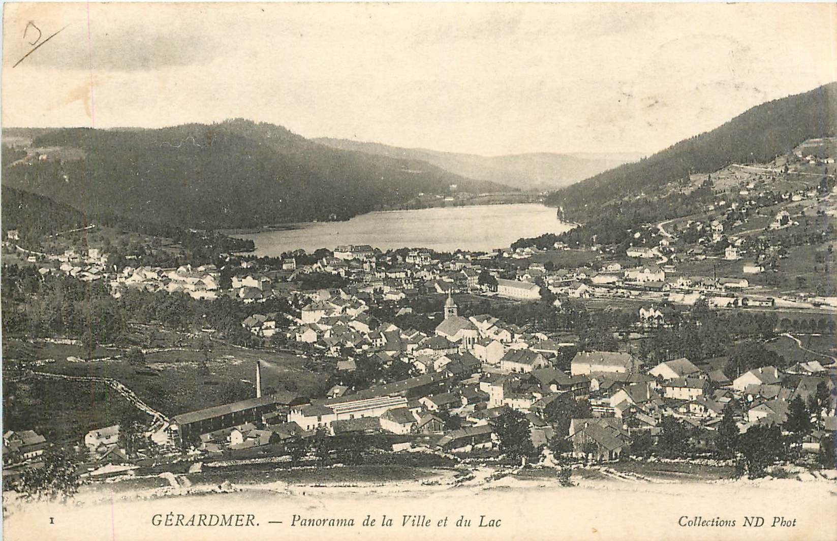 CPA Gerardmer Panorama de la Ville et du Lac 