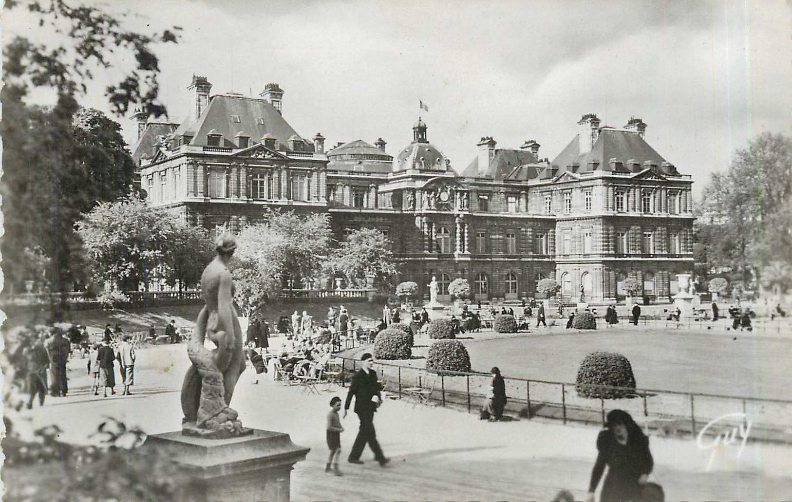 CPM Paris Jardin et palais du Luxembourg 