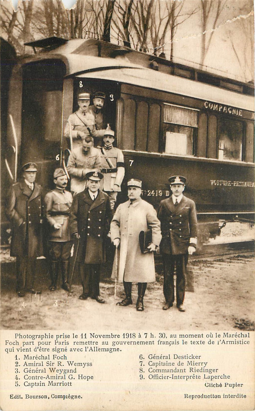 CPA Photographie prise le 11 Novembre 1918 