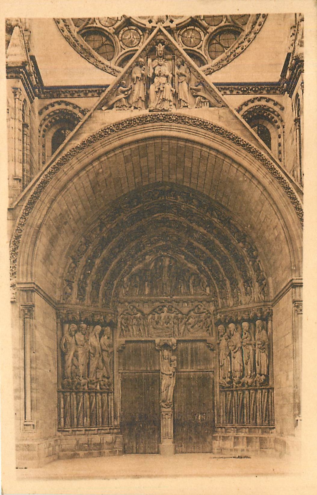 Laon — Der Große Portal der Kathedrale — Edit. B. Nougaret et II. Lestra à Soissons