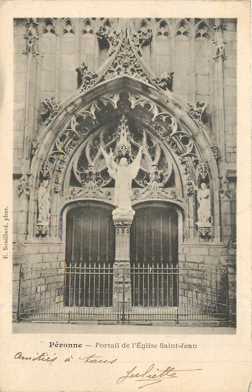 CPA Peronne Portail de l'Eglise Saint Jean 
