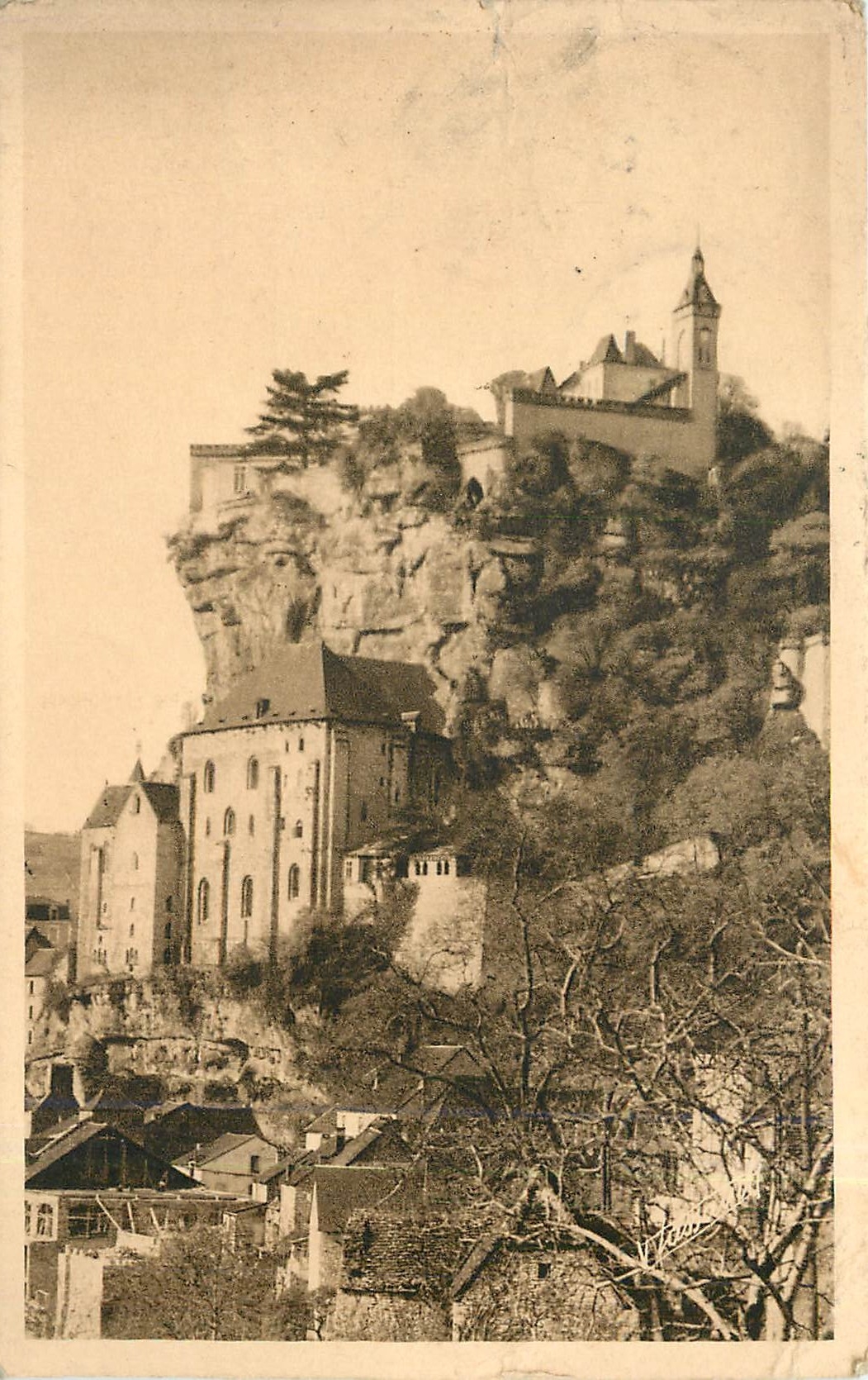 CPA Rocamadour Les eglises et le Chateau 