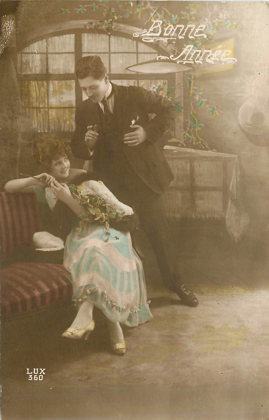 CPA Bonne Annee Femme