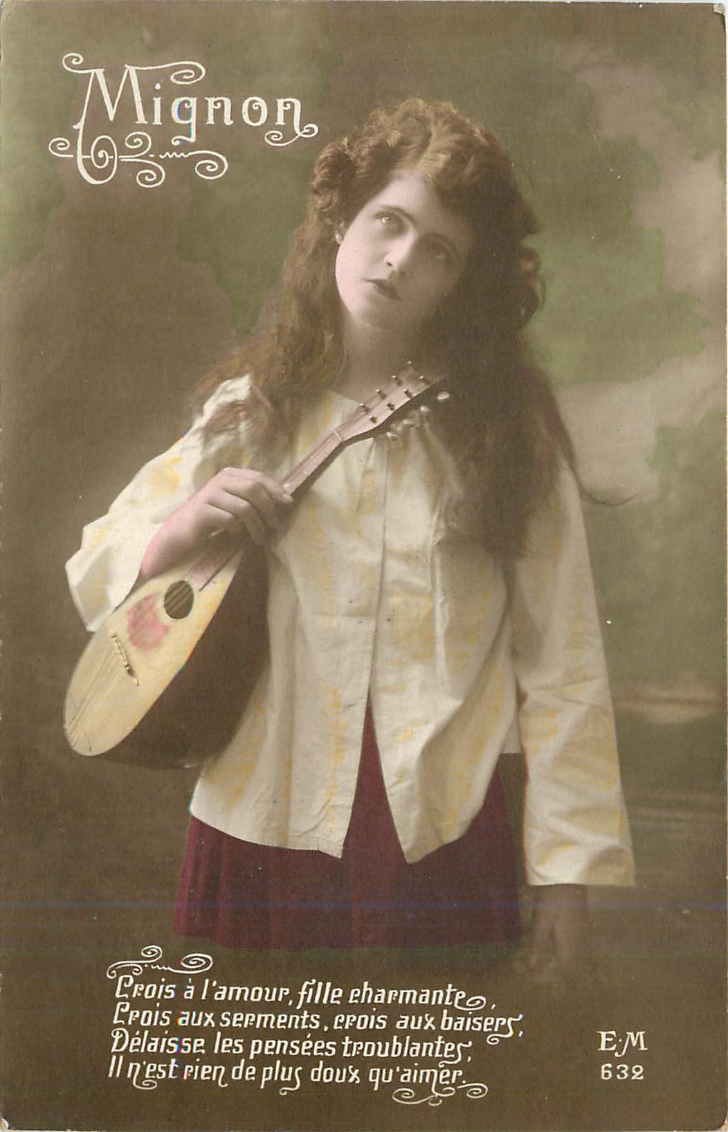 Fille charmante avec mandoline — Mignon, série EM 632