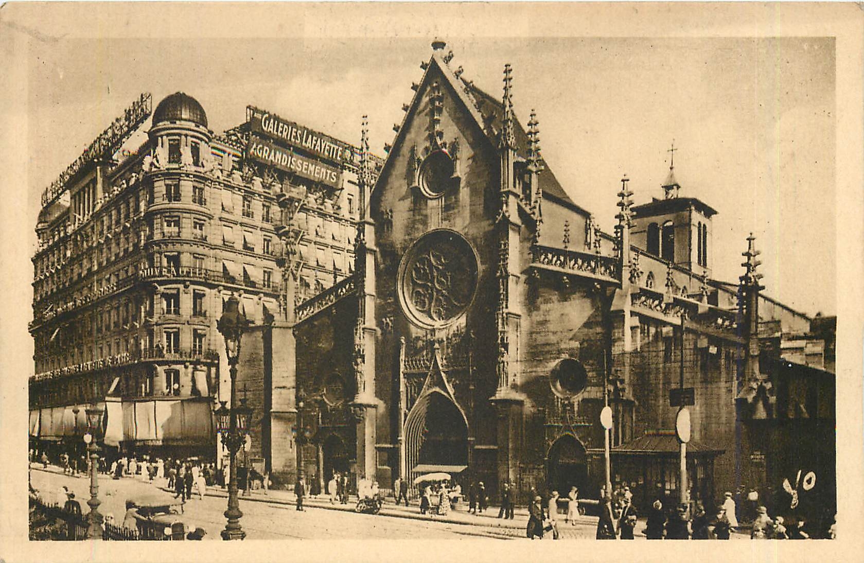 CPA Lyon - La place des Cordeliers et l'Eglise Saint-Bonaventure  ancienne Eglise des Franciscains 