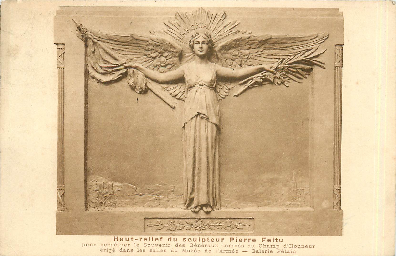 CPA Haut-Relief du sculpteur Pierre Feltu  pour perpetuer le souvenir des generaux tombes au champ d